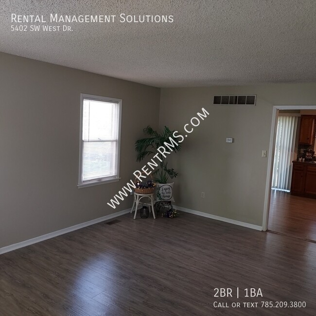 Building Photo - ***MOVE-IN SPECIAL*** 5402 SW West Dr. - 2...