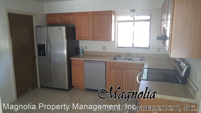 Building Photo - 3 br, 2 bath House - 127 Dorscher Road