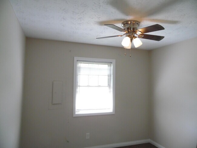 Building Photo - 1391 Stephen Foster Dr