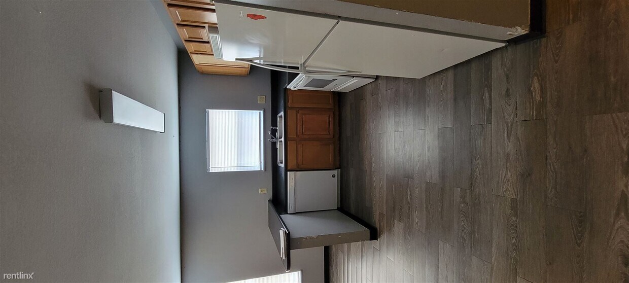 Foto del edificio - 4 br, 2 bath House - Former Pi Kappa Phi H...