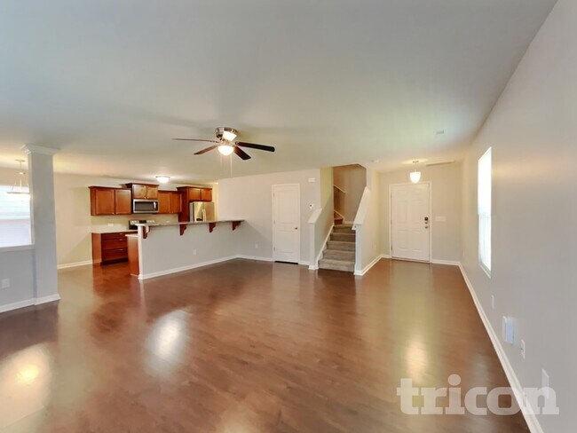 Foto del edificio - 963 Bitting Hall Cir