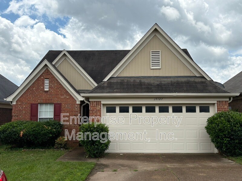 Foto principal - 10127 Cross Valley Dr