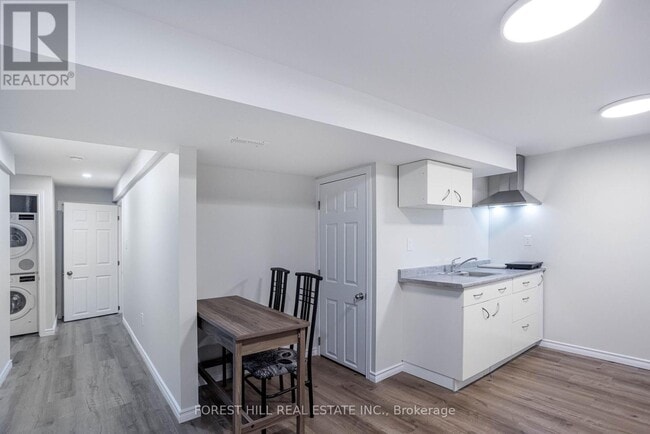 Building Photo - 125 Brookmill Dr