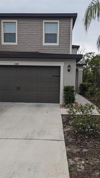 Building Photo - 1384 White Fox Run