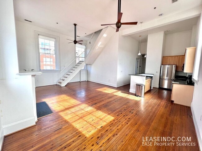 Building Photo - 1408 Q St NW