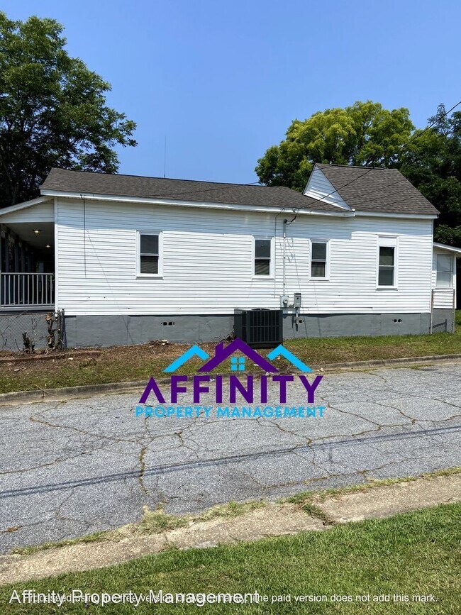 Building Photo - 4 br, 2 bath House - 819 29th St