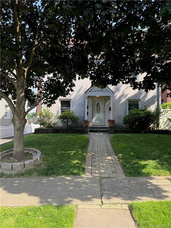 Primary Photo - 4 Terrace Ave
