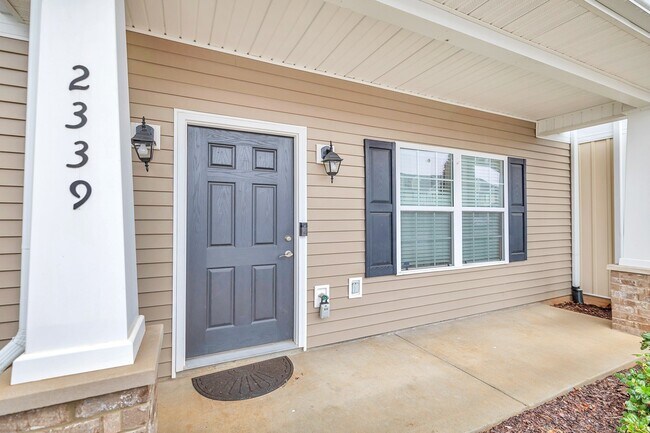 Foto del edificio - 2339 New Holland Cir