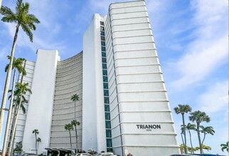 Building Photo - 1200 S Flagler Dr