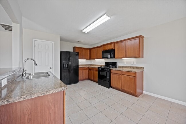 Building Photo - 16267 Silver Wing Ln