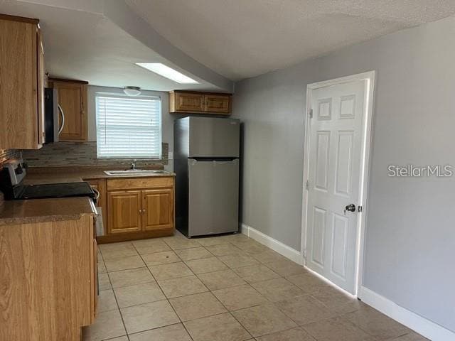 Building Photo - 3327 Pinon Dr