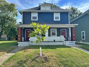 Building Photo - 2143 Bellefontaine St