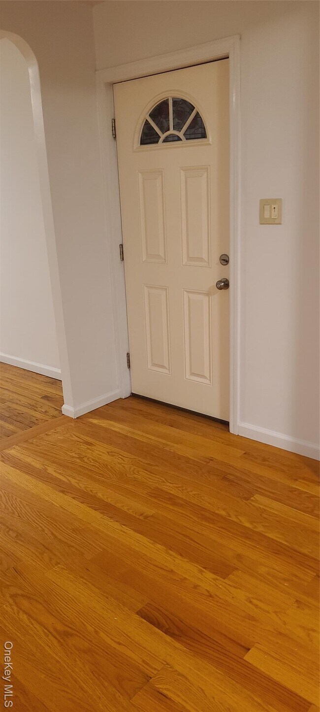 Foto del edificio - 211-02-211-23 23rd Ave