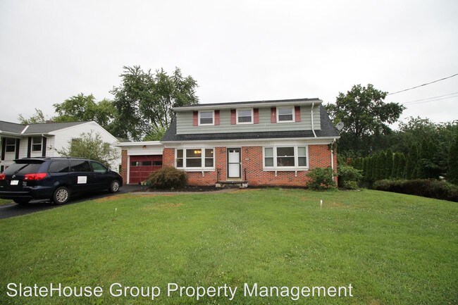 Building Photo - 35 Meadow Ln
