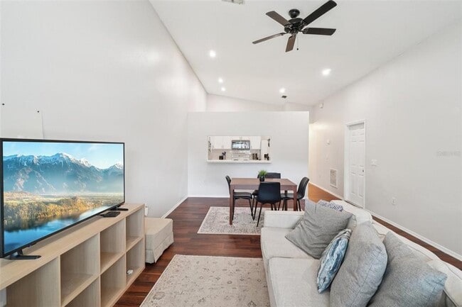 Foto del edificio - 3115 E 33rd Ave