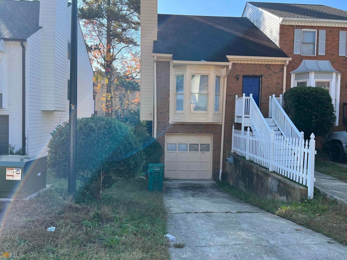 1116 Magnolia Way SE, Smyrna, GA 30082 Townhome Rentals in Smyrna GA