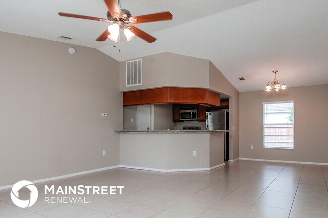 Foto del edificio - 4739 Whiteway Dr