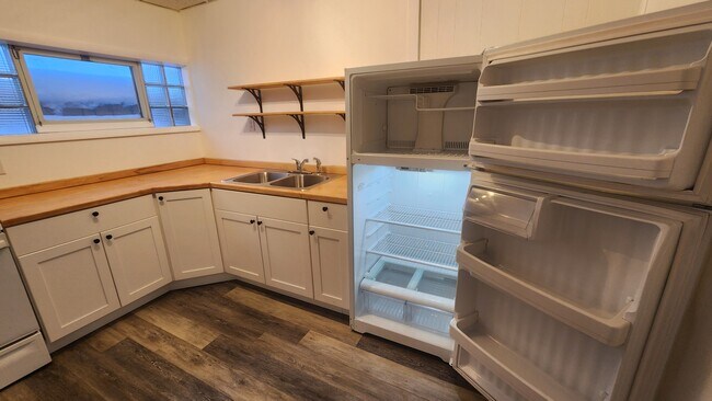 Building Photo - 4003 Garfield St