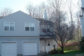 Building Photo - 1476 Iroquois St