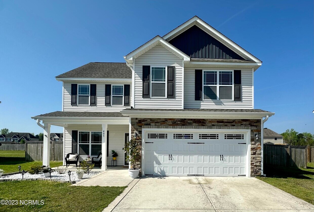 405 Canoe Ln, Swansboro, NC 28584 House Rental in Swansboro, NC