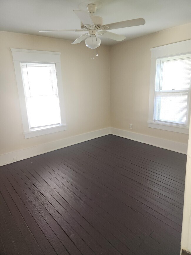 Foto del edificio - 1405 8th St NW