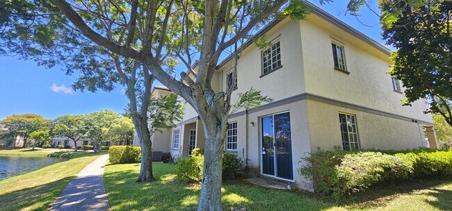 Building Photo - 2014 Marsh Harbor Dr