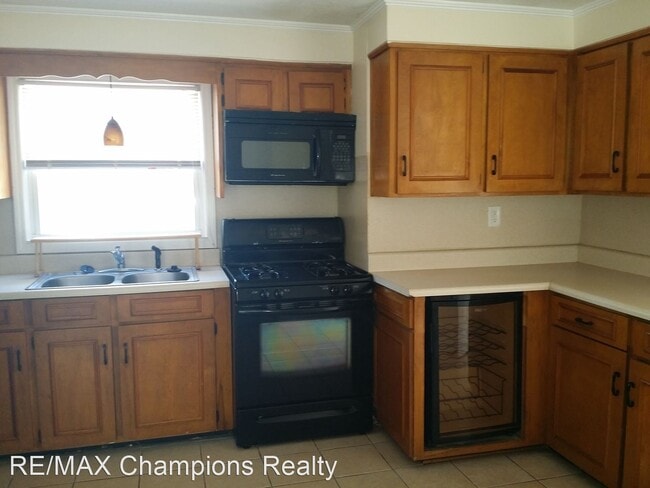Building Photo - 3 br, 1 bath House - 1355 Floyd