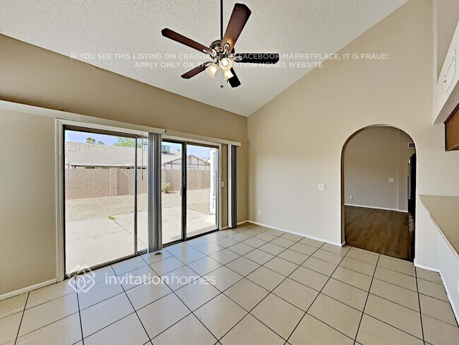 Building Photo - 8414 W Windrose Dr