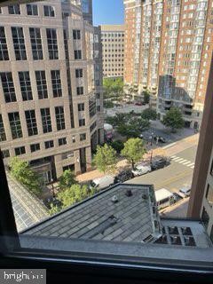 Building Photo - 900 N Stafford St