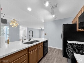 Building Photo - 2627 S Durango Dr