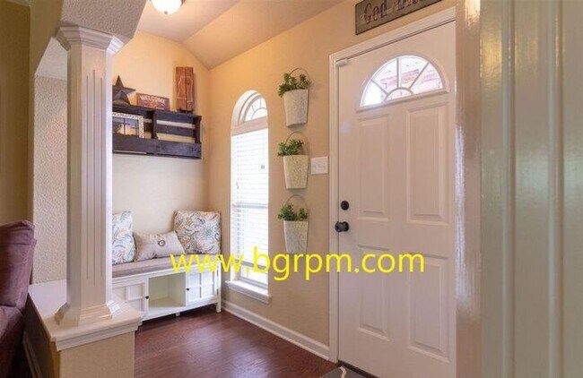 Foto del edificio - 4 Bd, 2 Ba, Home in Cabot