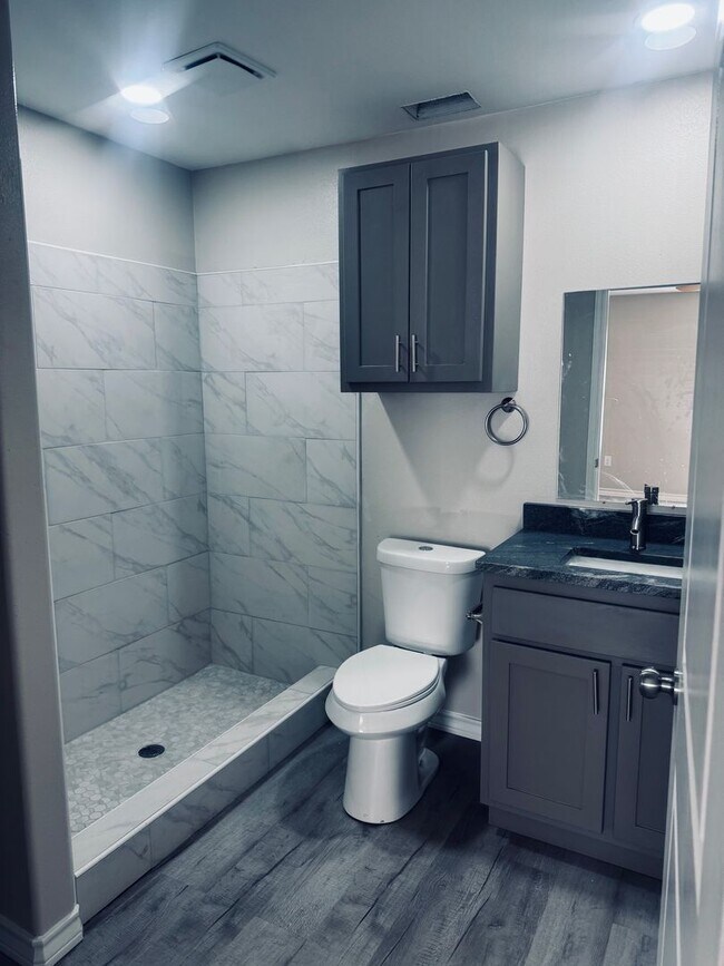 Building Photo - New Build Duplex Home in Cozy Orange Grove...
