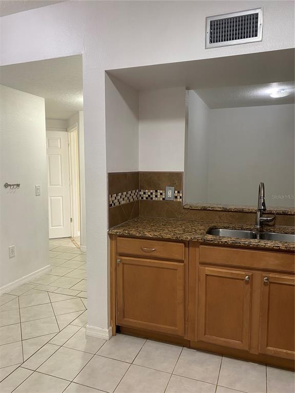 Foto del edificio - 6014 Portsdale Pl