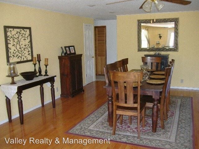 Foto del edificio - 4 br, 3 bath House - 4511 Gentry Lane