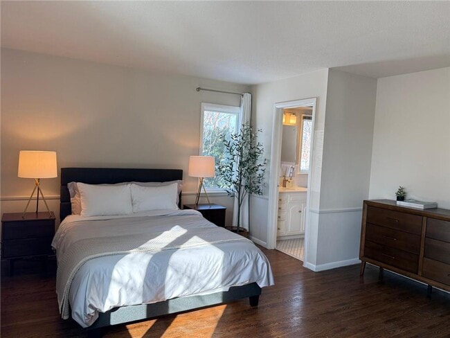 Foto del edificio - 6904 Gleason Rd