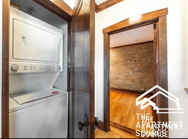 Foto del edificio - 4305 N Richmond St