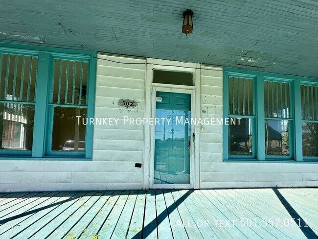 Building Photo - 502 S Florida St