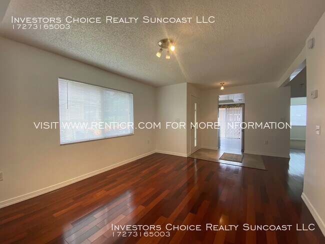 Building Photo - Ground Floor 2/2 Condo in Safety Harbor