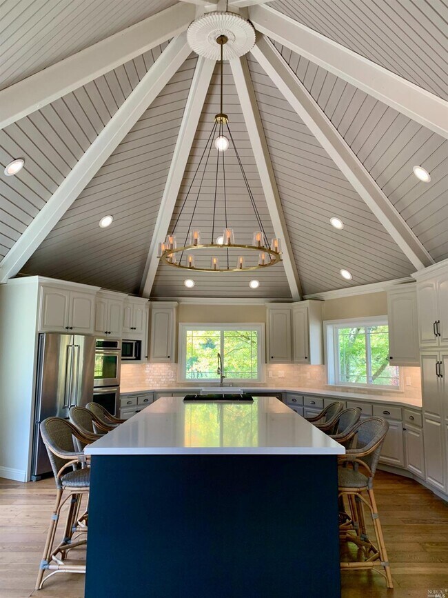 Foto del edificio - 6161 Dry Creek Rd