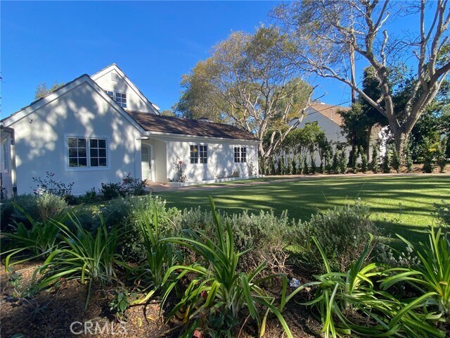 Foto del edificio - 3645 Vía Palomino