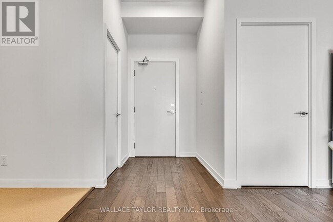 Building Photo - 4311-4011-4011 Brickstone Mews