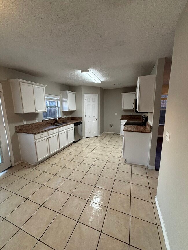 Foto del edificio - Charming 4 bed, 3 bath house for rent in w...