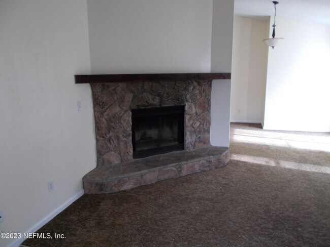 Foto del edificio - 2531 Townsquare Dr