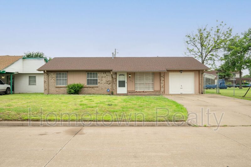 Foto principal - 6212 NW Ash Ave