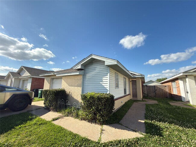 Foto del edificio - 4622 Bryant Ridge Rd