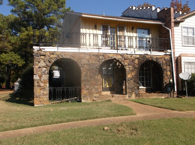 Building Photo - 4780 James Kent Ct