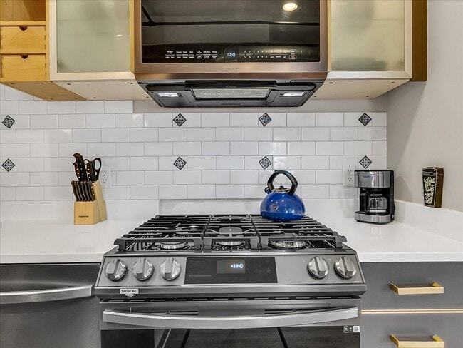 Foto del edificio - 281 Essex St