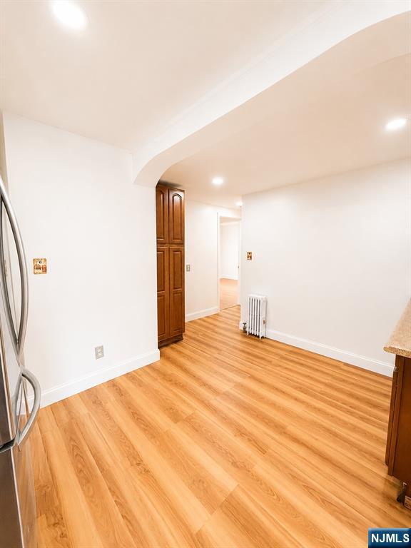 Building Photo - 544 Linden Ave