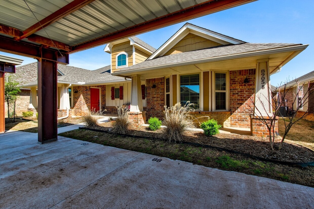 Photo - 8905 SW 55th Street