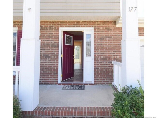 Building Photo - 127 Nantahala Dr